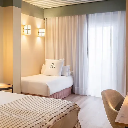 Hotel Artiem Capri 4*
