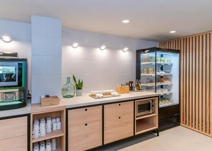 Artiem Capri Hotell 4*