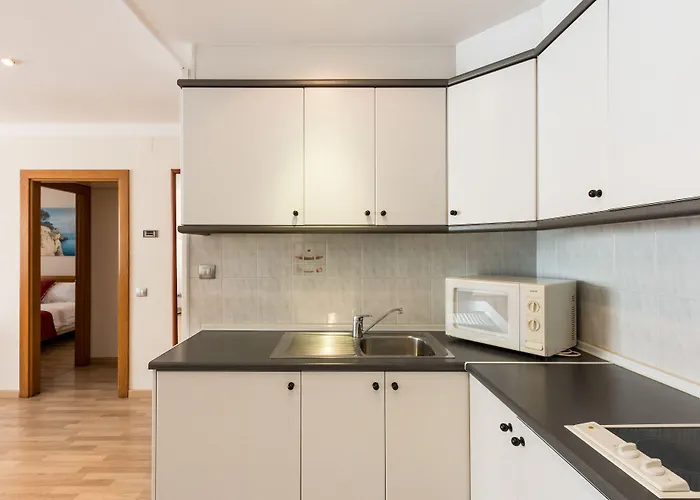 Artiem Capri Hotell 4*