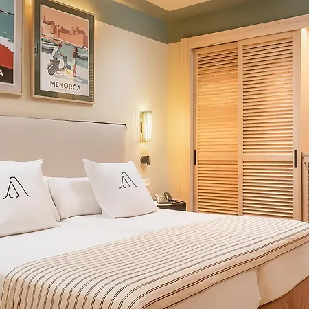 Artiem Capri 4*