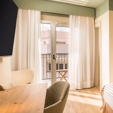 Artiem Capri 4* Μαό