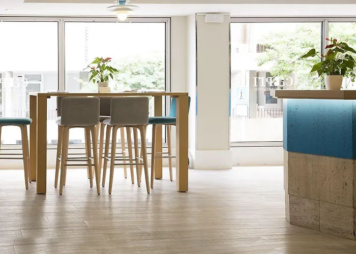 호텔 Artiem Capri 4*