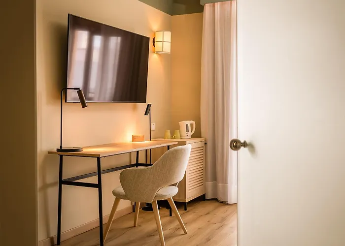 Artiem Capri Port-Mahon