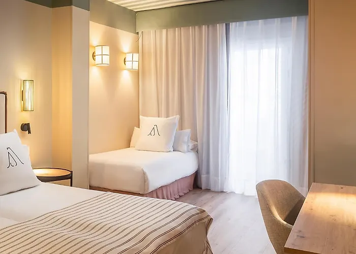 Hotel Artiem Capri 4*