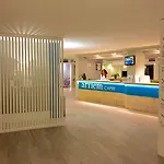호텔 Artiem Capri 4*