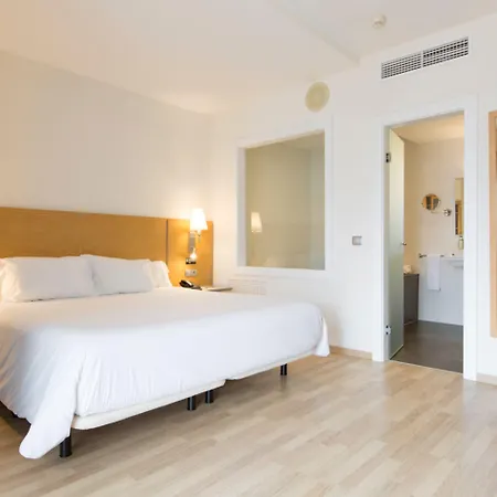 Hotel Artiem Capri 4*